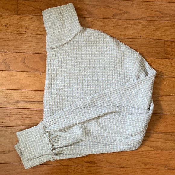 Free People Top - Picture 2 of 4